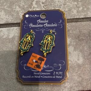 Blue Moon Beads Hamsa connectors